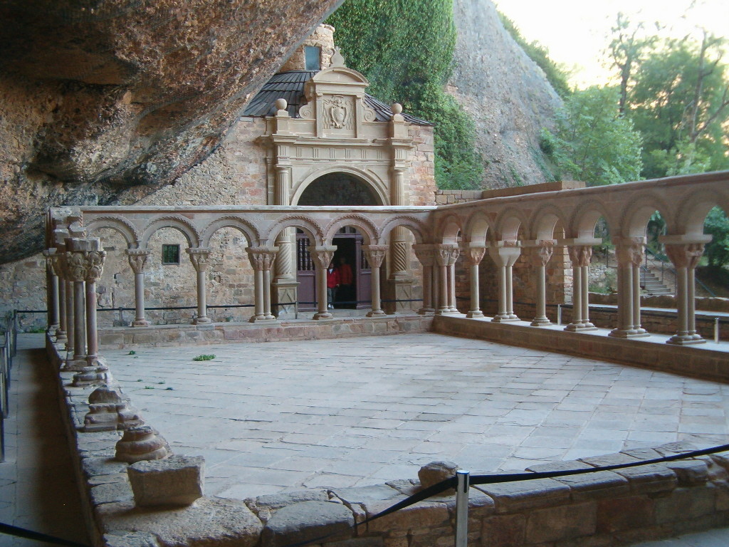 Claustro del Monasterio de San Juan de la Peña